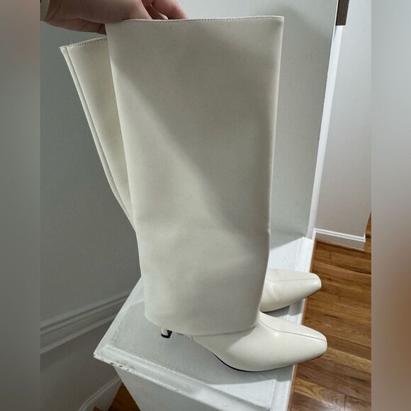Cream Foldover Leather Heeled stiletto boots - Picture 4 of 10